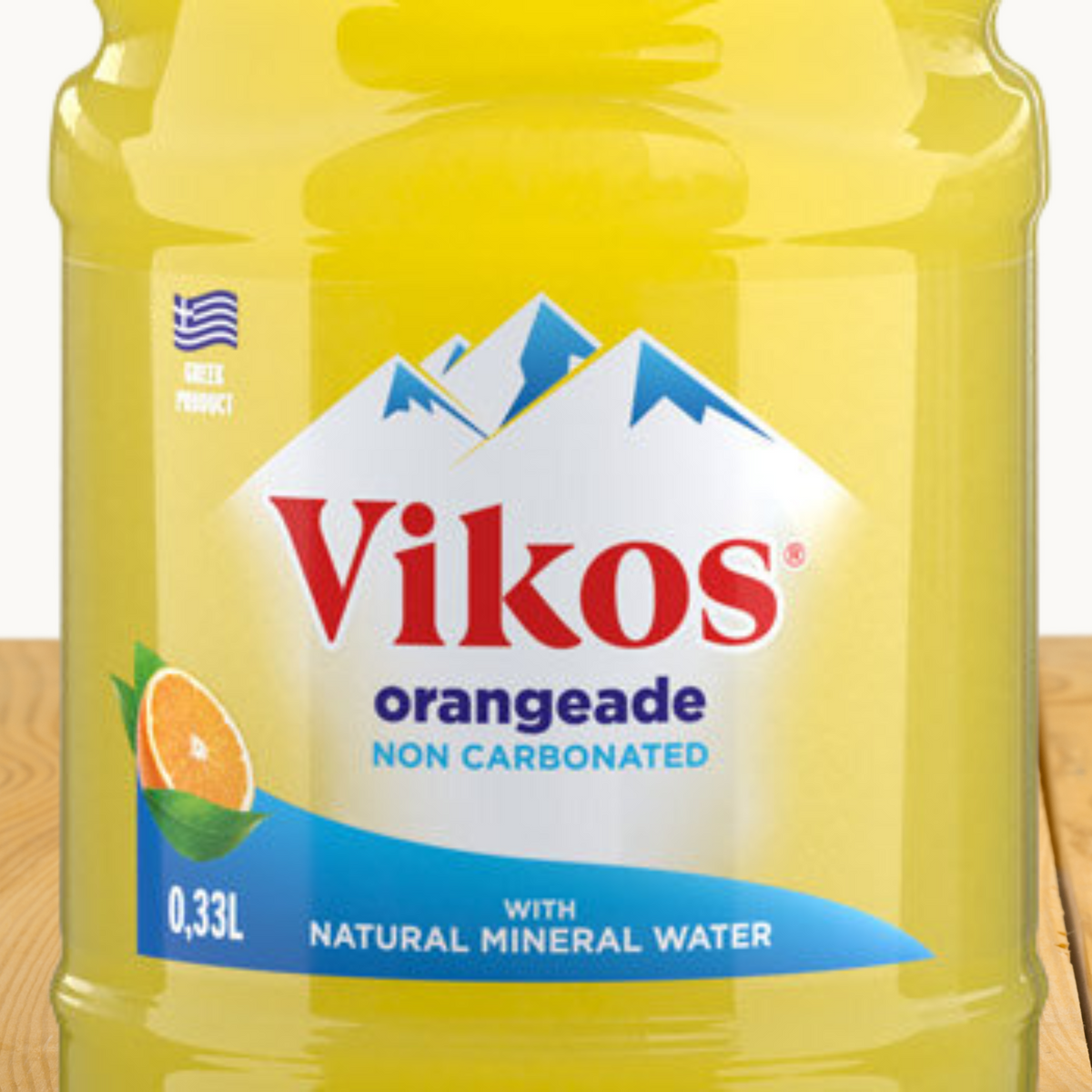 VIKOS Orangenlimonade (Ohne Kohlensaüre), in 330ml Plastikflasche ... VIKOS Orangenlimonade (Ohne Kohlensaüre), in 330ml Plastikflasche ...